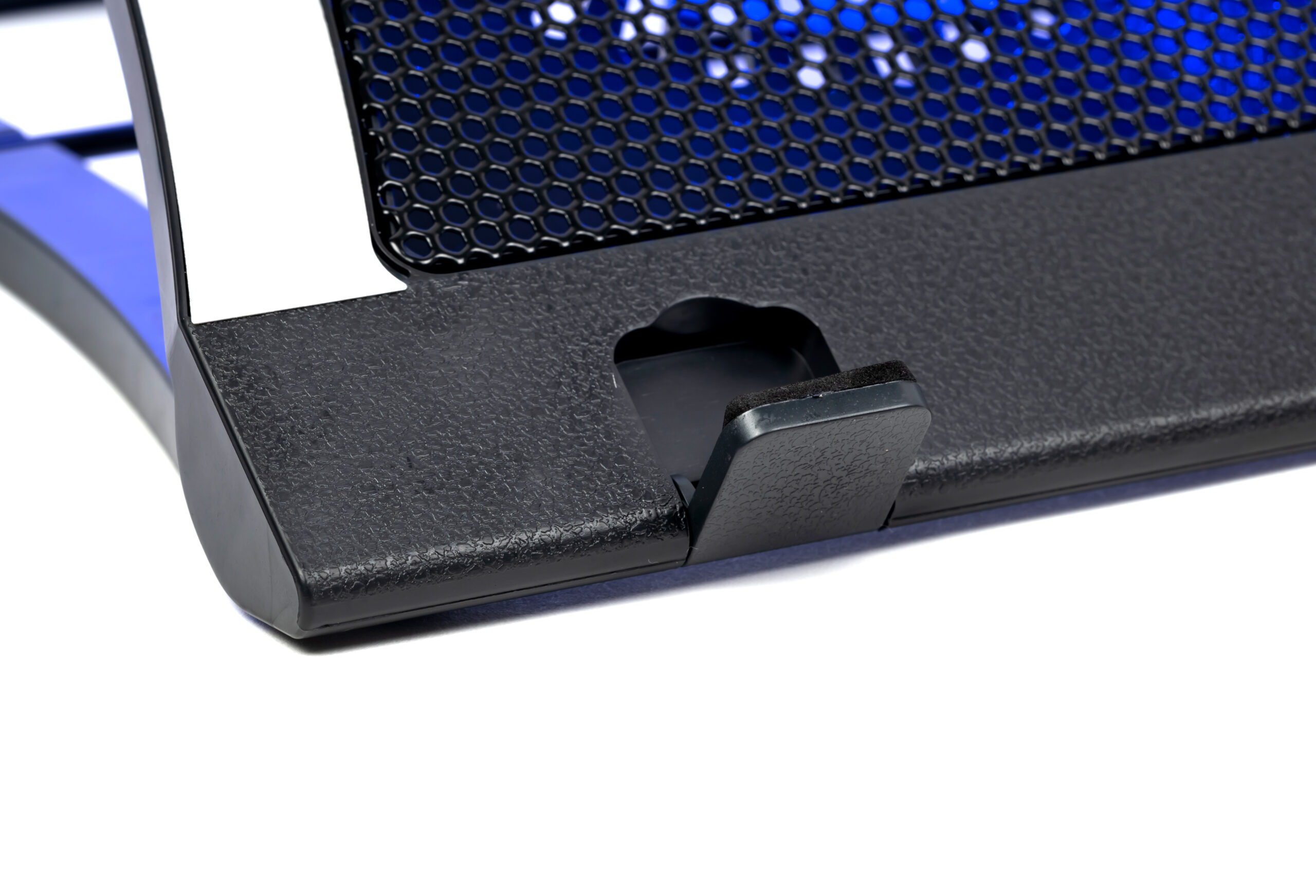 HAVIT F2051 Laptop Cooling Pad – Dual Fan Cooler with Blue LED & Adjustable Stand - Image 6